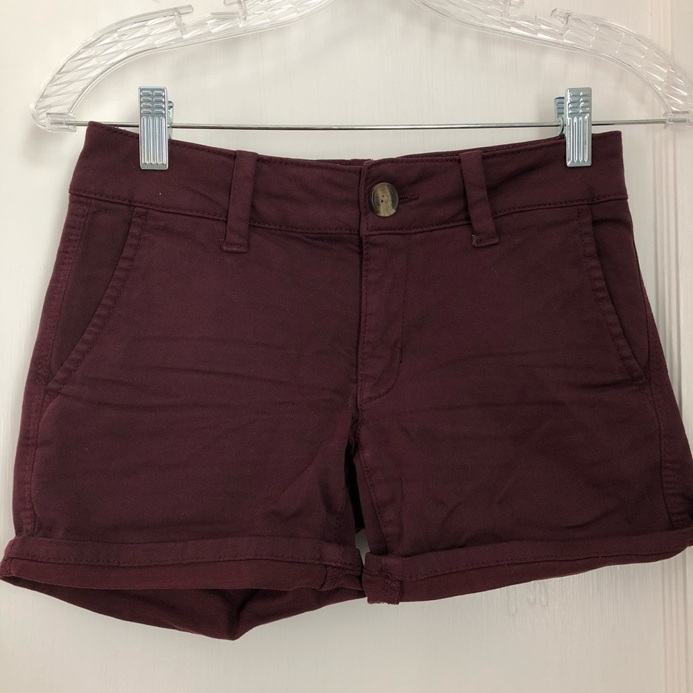 American Eagle Maroon super stretch shorts